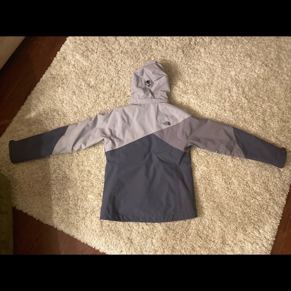 COPY - Women’s North Face 2-in-1 Soft Shell Jacket Sz M - Picture 2 of 5